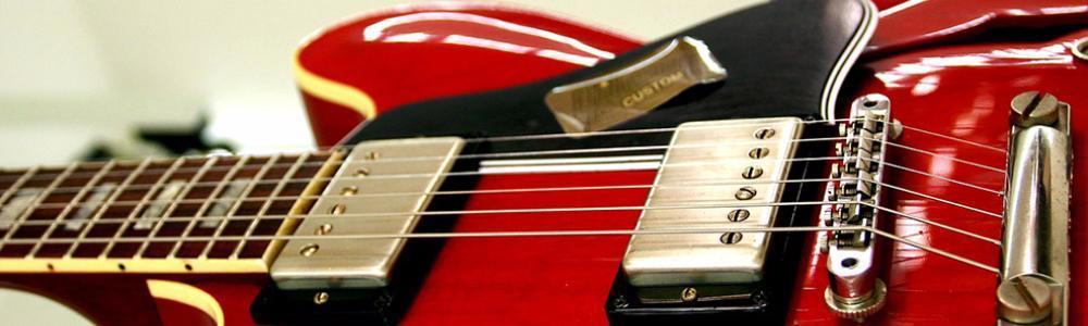 セミアコースティックボディーギター！？ | 横浜のギター教室